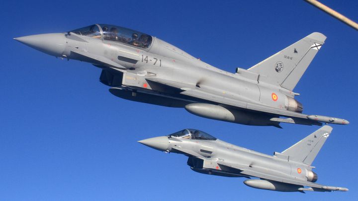 Cazas españoles interceptan aviones rusos "sin plan de vuelo"