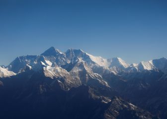 Prohibido publicar fotos del Everest en las redes sociales