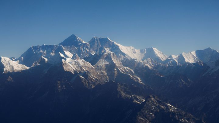 Prohibido publicar fotos del Everest en las redes sociales