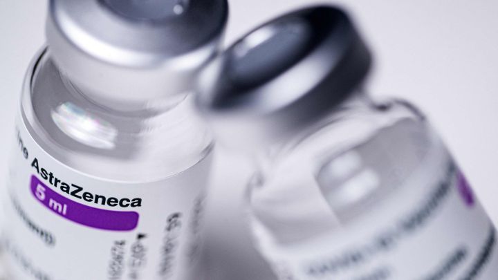 Mueren dos personas en Europa por tromboembolismos tras ser vacunadas con AstraZeneca