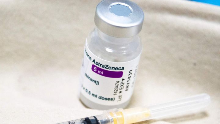 Sanidad suprime el límite de edad para la vacuna de AstraZeneca