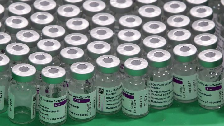 AstraZeneca cambia el nombre de su vacuna
