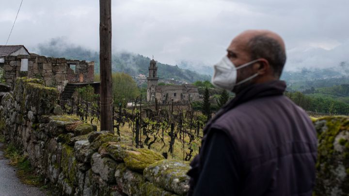 Un pueblo gallego, con la incidencia por las nubes pero sin contagios
