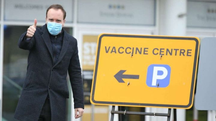 Reino Unido inmunidad de rebaño coronavirus vacunas Hancock