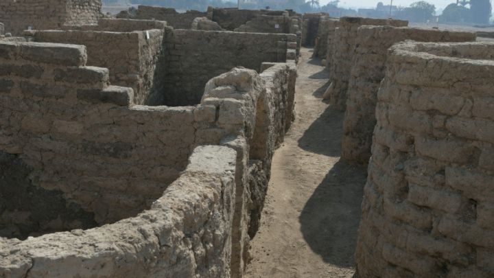 Egipto anuncia el descubrimiento de la 'Ciudad Perdida' de Luxor
