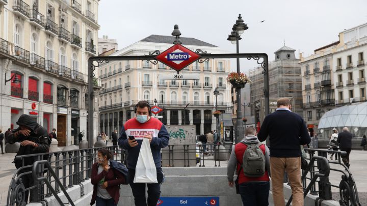 Restricciones en Madrid: ¿qué zonas estarán confinadas y cuáles no este lunes 12 de abril?