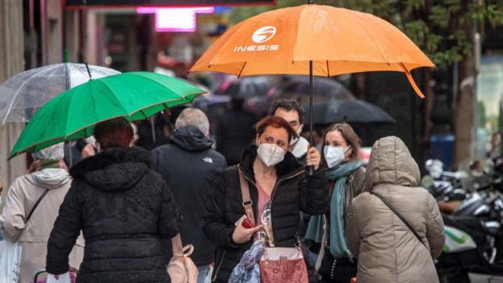 La borrasca 'Lola' llega a España: trae lluvias y tormentas