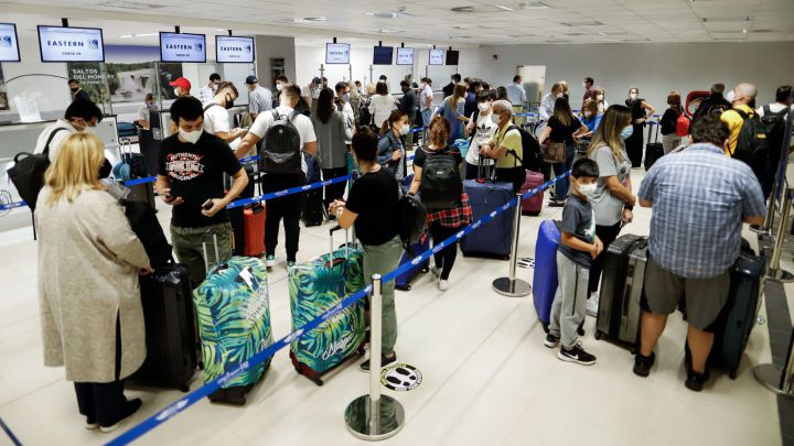 España impone cuarentena obligatoria a los viajeros procedentes de India