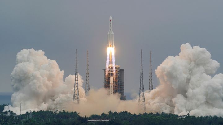 La acusacin de la NASA a China por su gestin con el cohete Long March 5B: "No fue responsable"