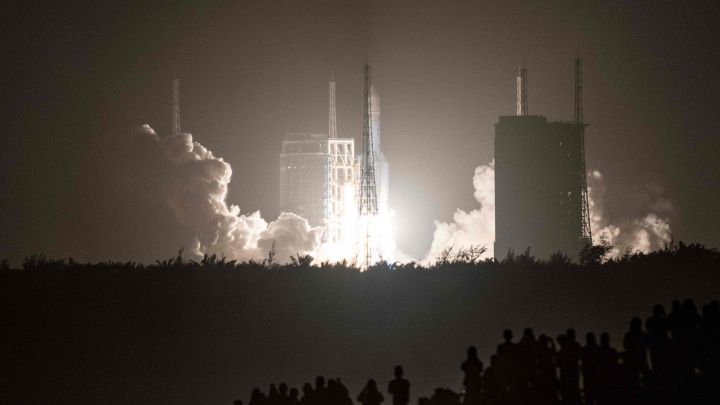 La acusación de la NASA a China por su gestión con el cohete Long March 5B: "No fue responsable"