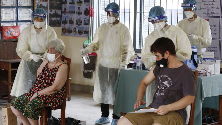 Desastre en Hong Kong: millones de vacunas, a punto de ir a la basura