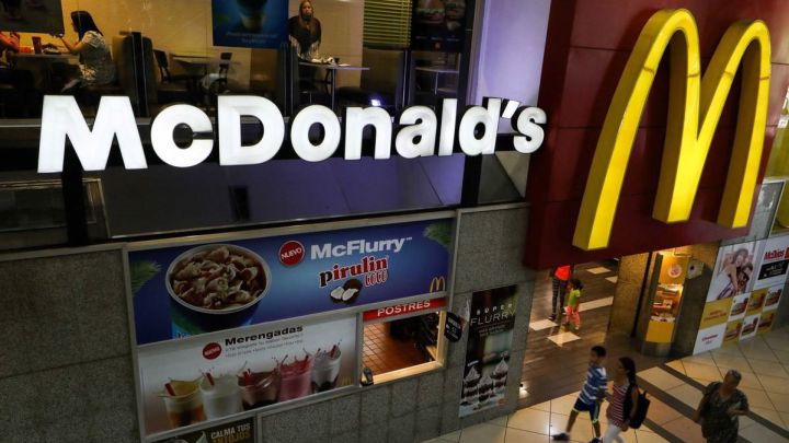 McDonald's regala iPhones para atraer empleados