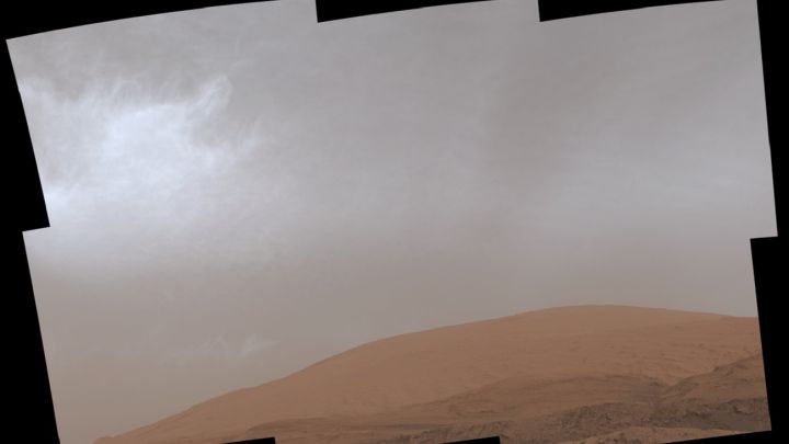 Nubes que “brillan por la noche”: el último descubrimiento del róver de la NASA en Marte