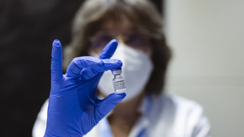 Coronavirus en España en directo: restricciones en Madrid | Vacunación, cita previa, pasaporte COVID...