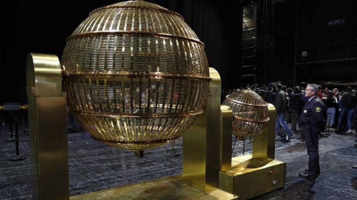 Roba un bolso con un décimo de Lotería premiado, se compra un piso y lo detienen