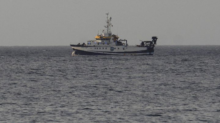 La Guardia Civil cambia la investigación en Tenerife: "Tomás podría haber tirado el móvil y continuar en el mar"