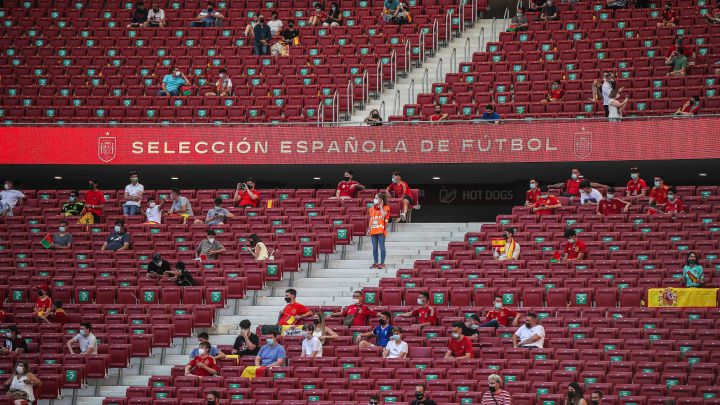Madrid rebaja las expectativas sobre la vuelta del público a los estadios