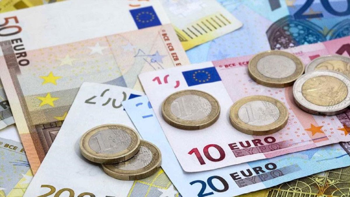 Límite de pagos en efectivo de 1.000€: ¿cuándo entra en vigor la medida y a quiénes afecta? - AS.com