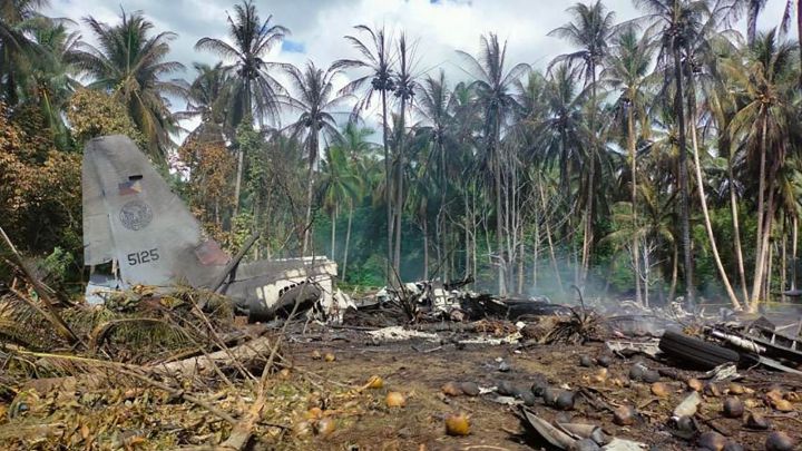 Fallecen 29 personas en un accidente de avión en Filipinas