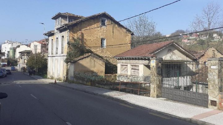 Chollo en Asturias: 200 metros cuadrados de casa por 3.600 euros