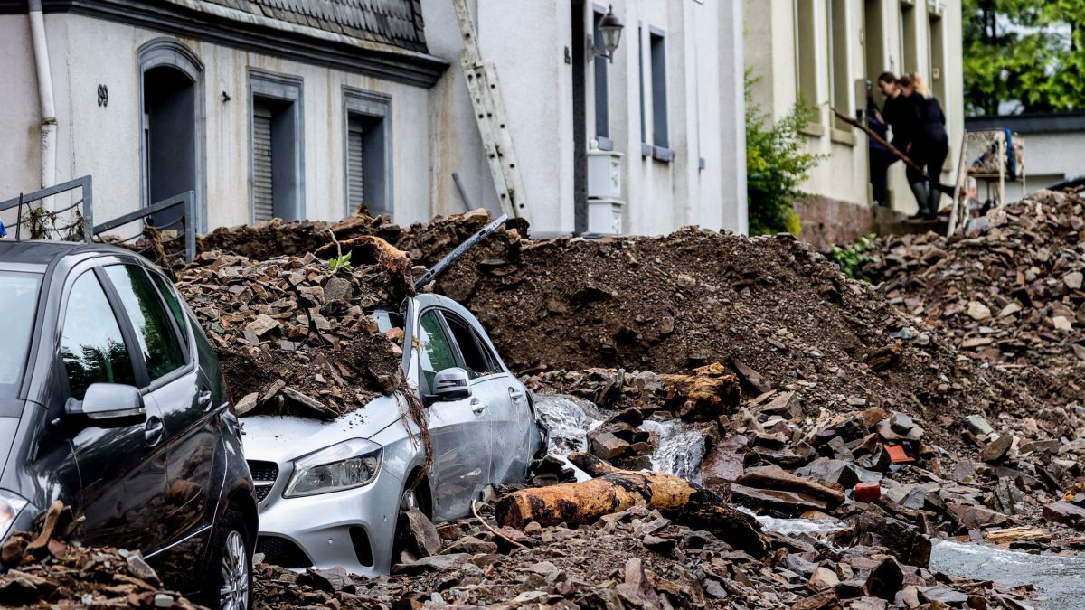 Überschwemmungen in Deutschland: Mindestens 58 Tote und 70 Vermisste