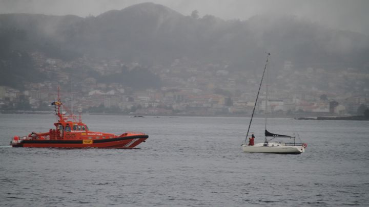 Varias orcas atacan a un velero a la deriva en Gibraltar