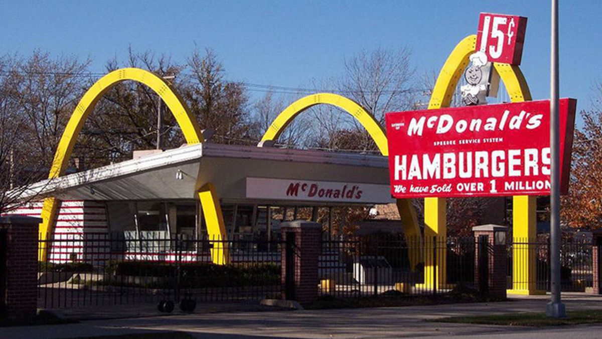 Por qué McDonald's se llama así y cuál es el origen de su rivalidad con  Burger King - AS.com