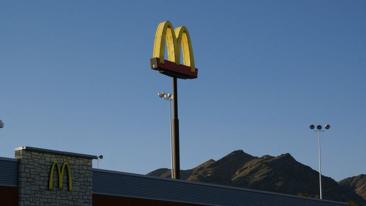 McDonald's se queda sin batidos y refrescos en Reino Unido