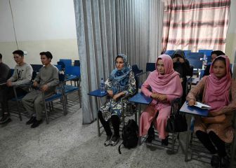 Las reglas de los talibanes para las mujeres en la universidad