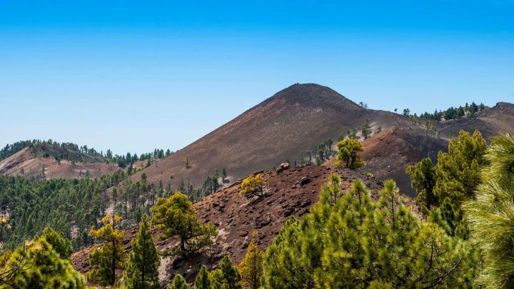 Sube la alerta volcánica en Canarias: los lugares con semáforo amarillo de riesgo