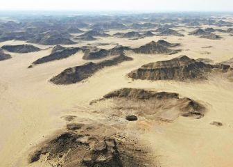 Descienden por primera vez al 'pozo del infierno' de Yemen