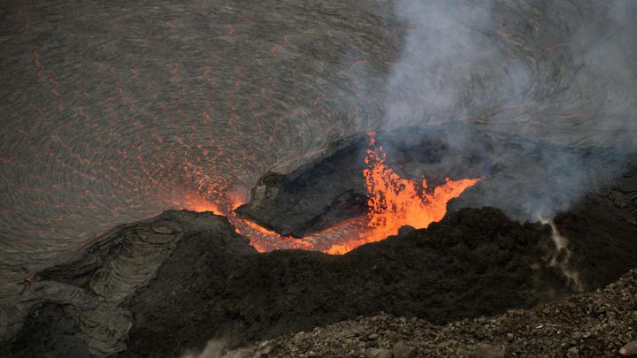 Cinco volcanes, en peligro de entrar en erupción