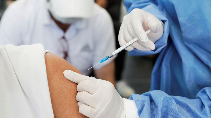Hipra, la vacuna española contra el coronavirus, más cerca: aprobada la fase II de los ensayos