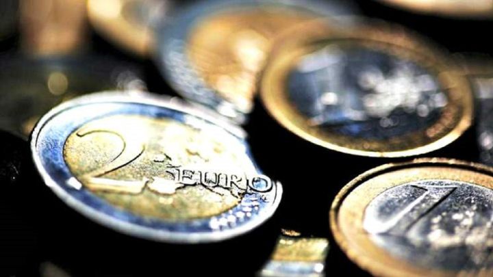 ¿Cuánto cuesta fabricar una moneda de dos euros y dónde se acuñan?