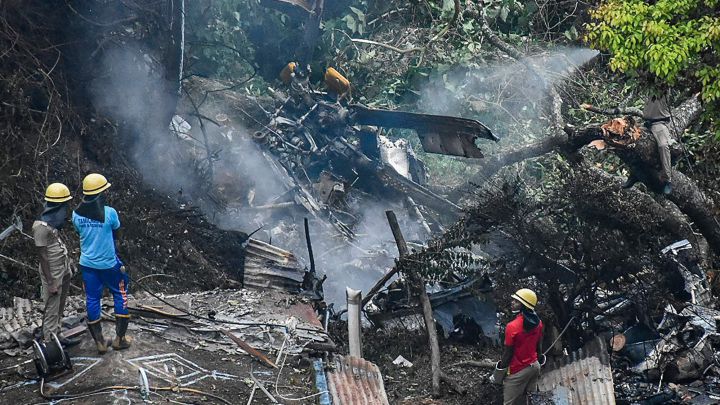 Mueren 13 personas en un accidente aéreo en India
