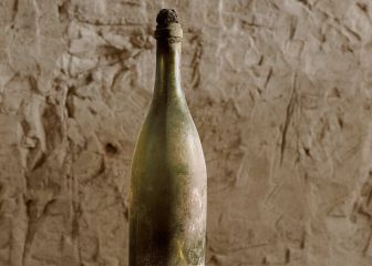 El desorbitado precio pagado en una subasta por una botella de champán de 1874