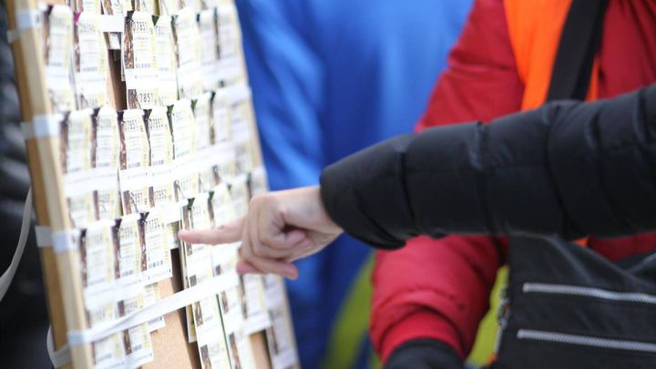 Lotera de Navidad: ?tengo que firmar un papel si quiero compartir el dcimo?