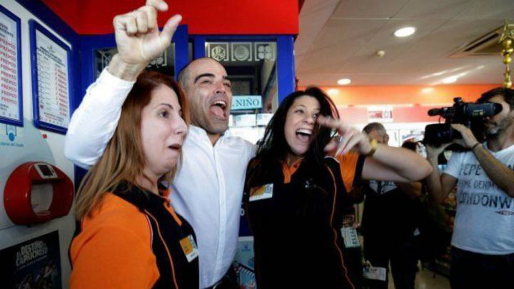 La gasolinera de la suerte lo vuelve a hacer