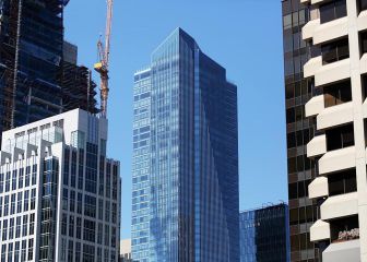 Un rascacielos de lujo de 58 pisos se inclina 7 centímetros al año