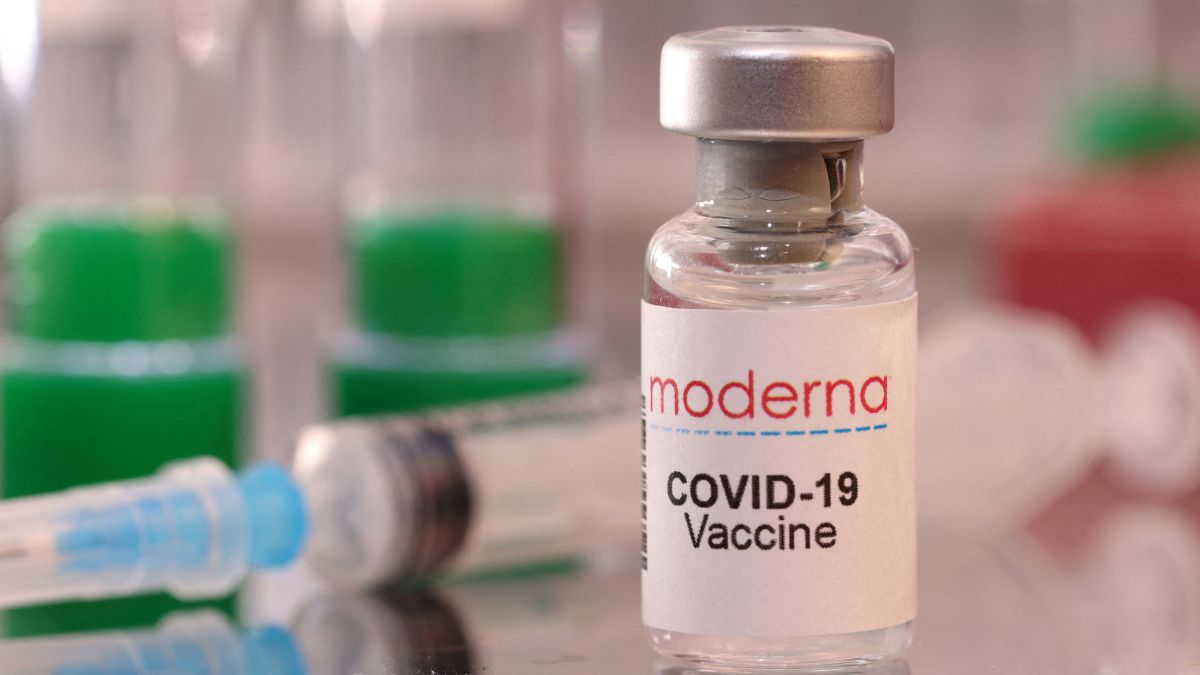 The advantage of Moderna’s vaccine over Pfizer, according to a study