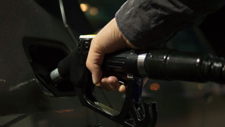 La gasolina supera su máximo histórico: ¿hasta cuándo seguirá subiendo?
