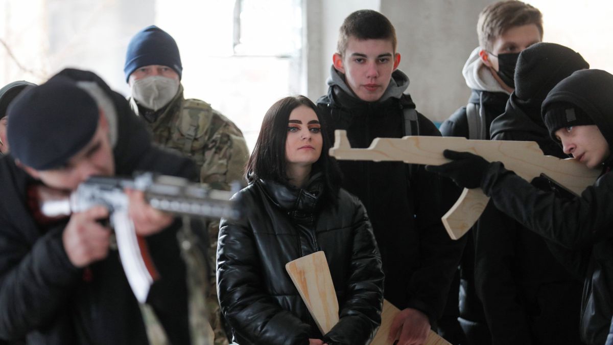 Dlaczego Rosja nie chce, aby Ukraina weszła do NATO?Co to jest „wojna hybrydowa”?