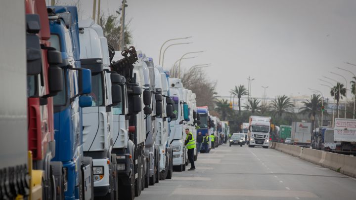 ¿Qué diferencia hay entre paro patronal y huelga y quién convoca las marchas lentas del transporte?