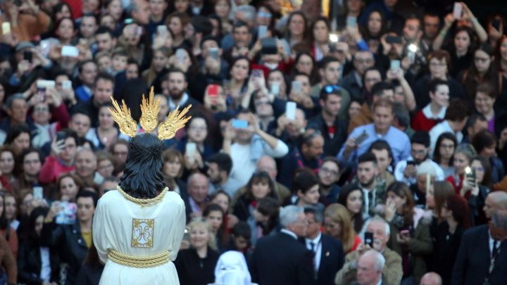 ¿Hay que llevar la mascarilla durante las procesiones de Semana Santa?
