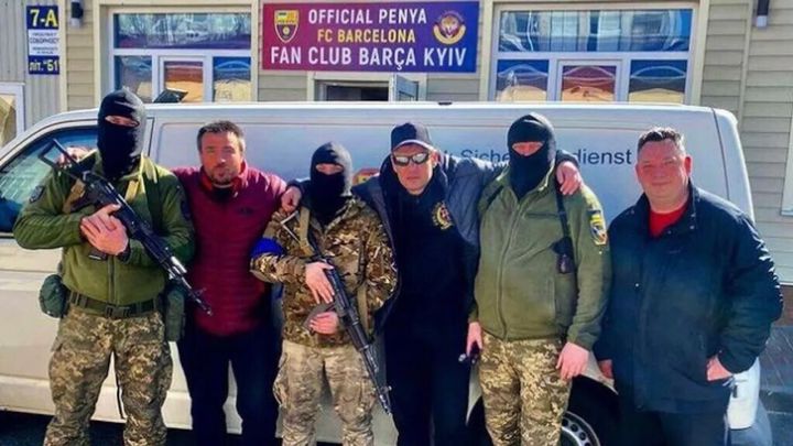 Hinchas del Barça en Kiev se suman a la guerra 