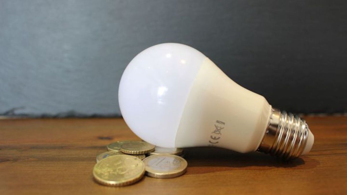 Precio de la luz por horas del 21 de mayo: cuándo es más barata y cuándo más cara