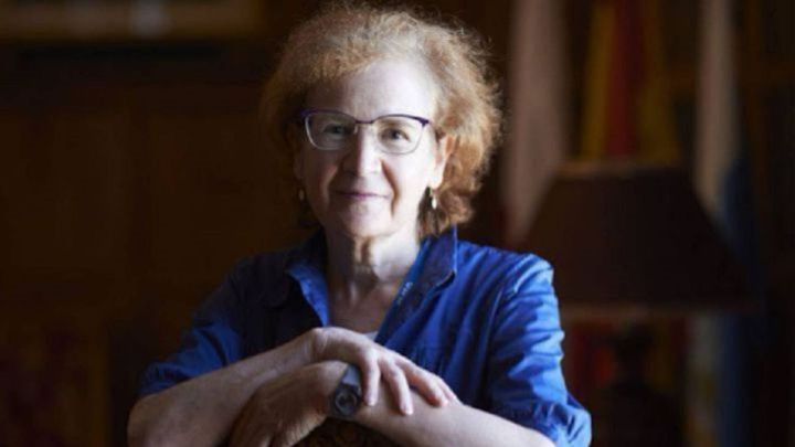 Los factores que Margarita del Val considera más importantes que las mascarillas en interiores