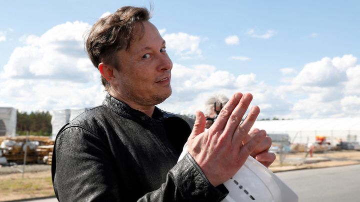Elon Musk explica por qué no tiene ninguna vivienda