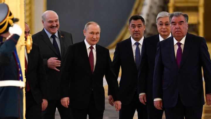 Rusia se rene con sus aliados