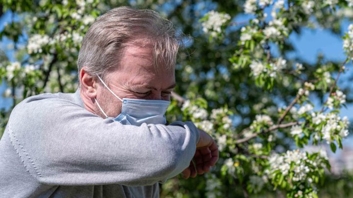 ¿COVID o alergia? Estos son los síntomas que distinguen Ómicron de la alergia en mayo